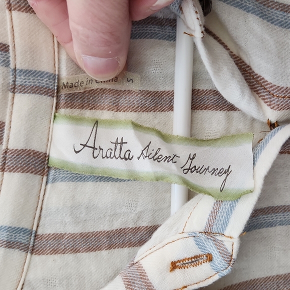 Aratta Silent Journey Button Down Shirt Size Small - Picture 9 of 15